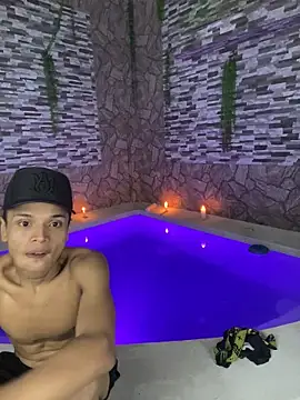 alejandroo_montenegro (M young) - Milking in a jacuzzi