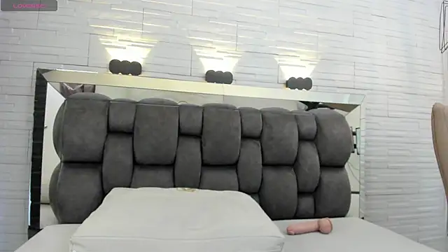 kylie_ward (T teen) - handjob