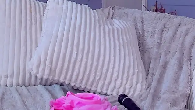 awww_ella (F young) - Fuck Me Till I Get Hiccups!Happy spring