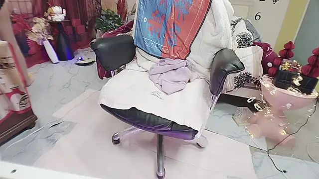 alberta-love520 - Alberta-love520's free webcam - UK Sex Cams