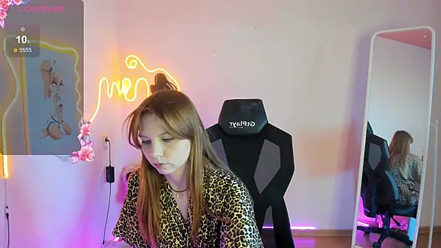 embervexen - EmberVexen's free webcam - UK Sex Cams