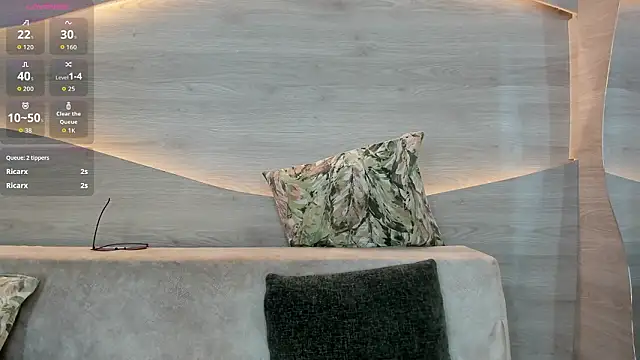 lana_lann (F teen) - Bigger dildo in my pussy