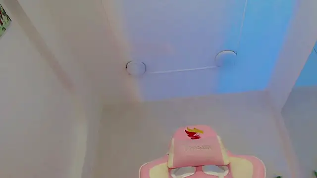 estefany_squirt1 - Estefany_squirt1's free webcam