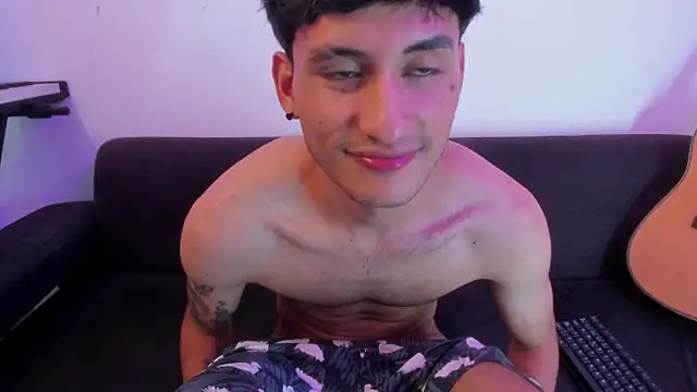 henrikk_senn - Henrikk_senn's free webcam - UK Sex Cams