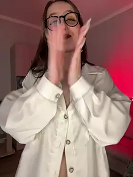 flexboxdoll - FlexboxDoll's free webcam - UK Sex Cams