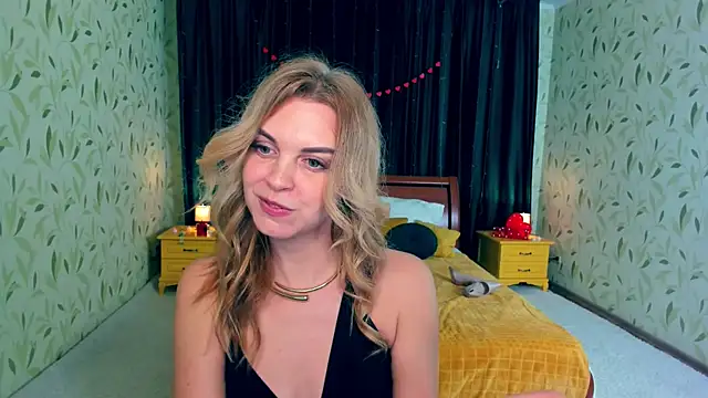 lunaflinn - LunaFlinn's free webcam - UK Sex Cams