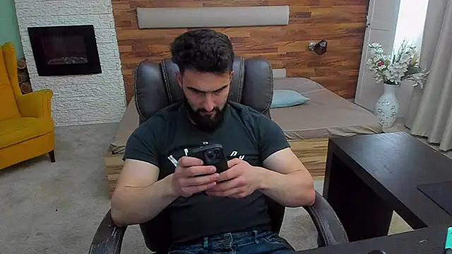 MicahLane live sex cam