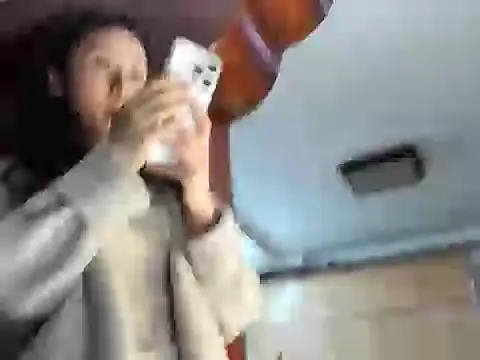 onnimeng (F young) - 新人开播第一天，完成目标，换黑丝i，