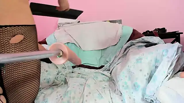 hotsweetangel - HotSweetAngel's free webcam