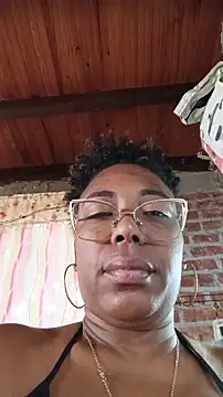 Webcam Model (ChanneldelaCroix)  is live.Free join now!