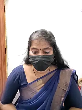 Webcam Model (tamil_Sigappu_Roja) is live