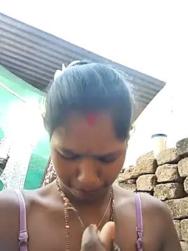 Webcam Model (Fasfas2)  is live.Free join now!