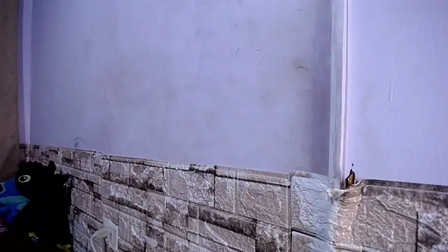 bicky_24 - Bicky_24's free webcam