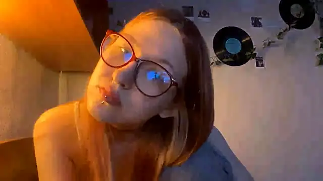 laureenvielma - LaureenVielma's free webcam - UK Sex Cams