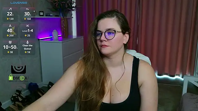 kellykleine - KellyKleine's free webcam - UK Sex Cams