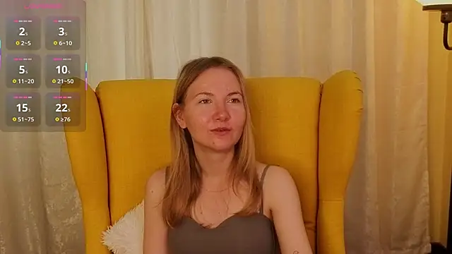 cathyheximer (Ask my age) - Show Legs