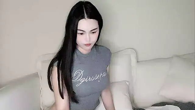 tongtongbaby - Tongtongbaby's free webcam