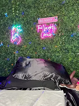 renathickass (F milf) - BLASIAN BADDIE PVT/EXC SLUT ME OUT