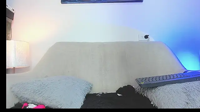 drakomilck1 (M young) - cum