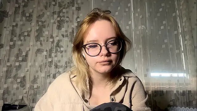 ledaffinity (F teen) - body tour