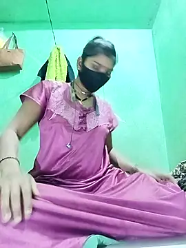 Webcam Model (Cute__tanu)  is live.Free join now!