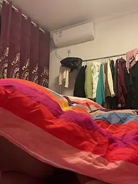 美女940940_1688在线直播