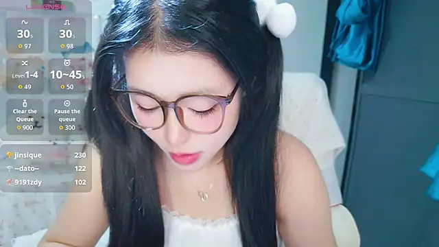 -xiaoyu-777 (F young) - M腿或后入控制小粉2min