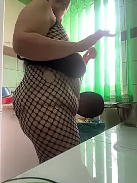 mary_hot_ (F young) - culo grosso