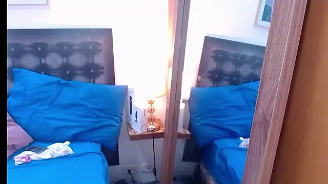 sandra_20 (F mature) - jet