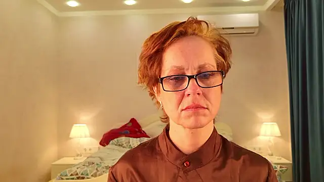 LioraWeiss live sex cam