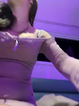 美女yourkeer在线直播