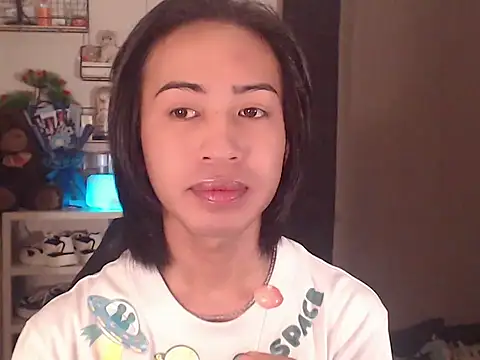 manilagirl_x (Ask my age) - lets cum and swallow cum <3