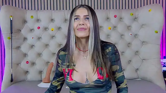 playfulshow (F milf) - squirt 💦