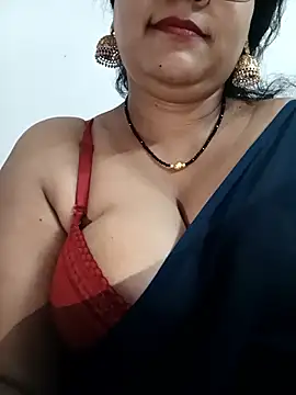 Webcam Model (Nyra-23)  is live.Free join now!