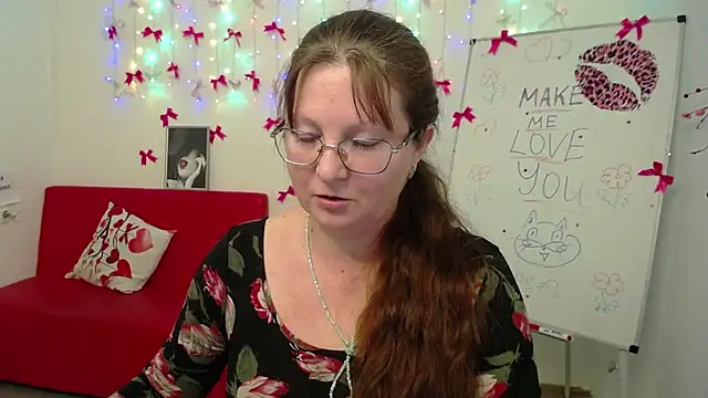 vanessahotts (F mature) - for new stockings