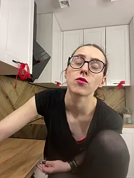 martiniiselenna (F young) - Twerk