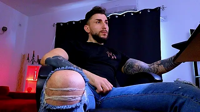 mightyaaron66 (M young) - 𖤐🔥 parTy Time ,House parTy  !  💨𖤐