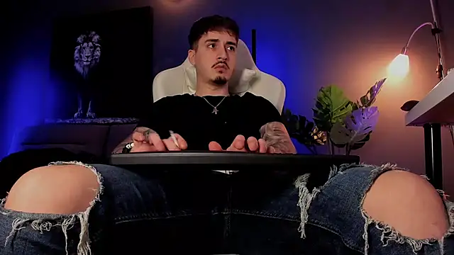 uptomatty (M young) - Party! #master #findom #feet #leather