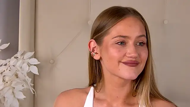 ur_wet_dreams (F young) - toy control 3min, treat my pussy