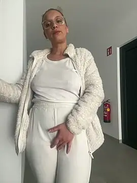 eli5566 (F milf) - Penetrace