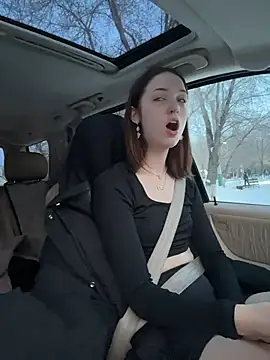 dollytall (F young) - Stick my wet pussy with 2 fingers & moan