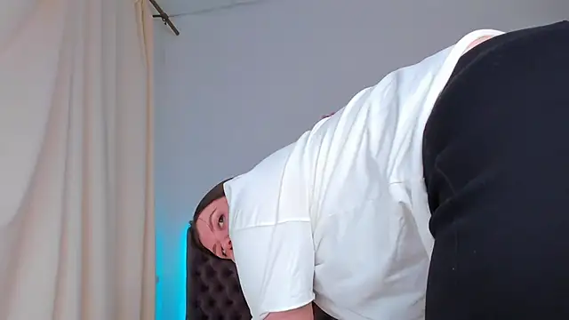 nikkibustt (F young) - control my toys 3 min