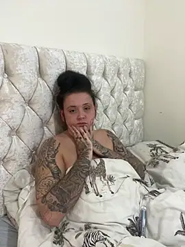 charsworld (F young) - Orgasm