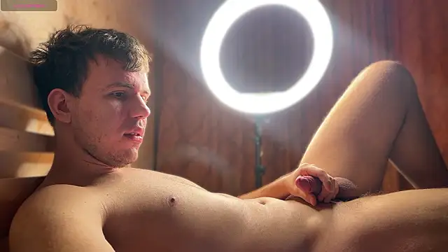 mynameischris (M young) - cum show