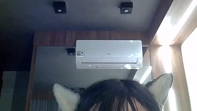 skinnykitten (T young) - smile😊sorrir