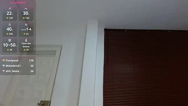 sophie-hot- - Sophie-Hot-'s free webcam - UK Sex Cams