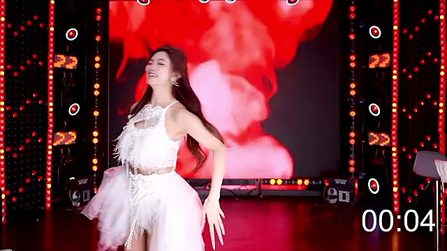 美女cdyyds003在线直播