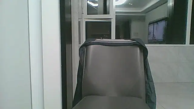 nole_china7 (Ask my age) - talk / fun / cum