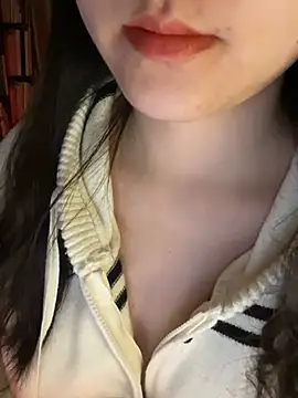 美女ruiki666在线直播