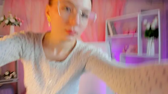 ellifrankenweenie - ElliFrankenweenie's free webcam - UK Sex Cams